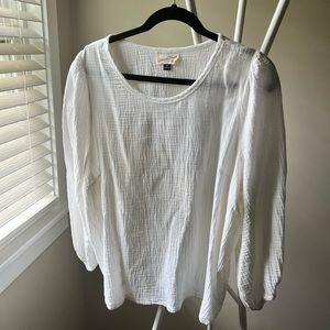 XXL White Universal Thread shirt